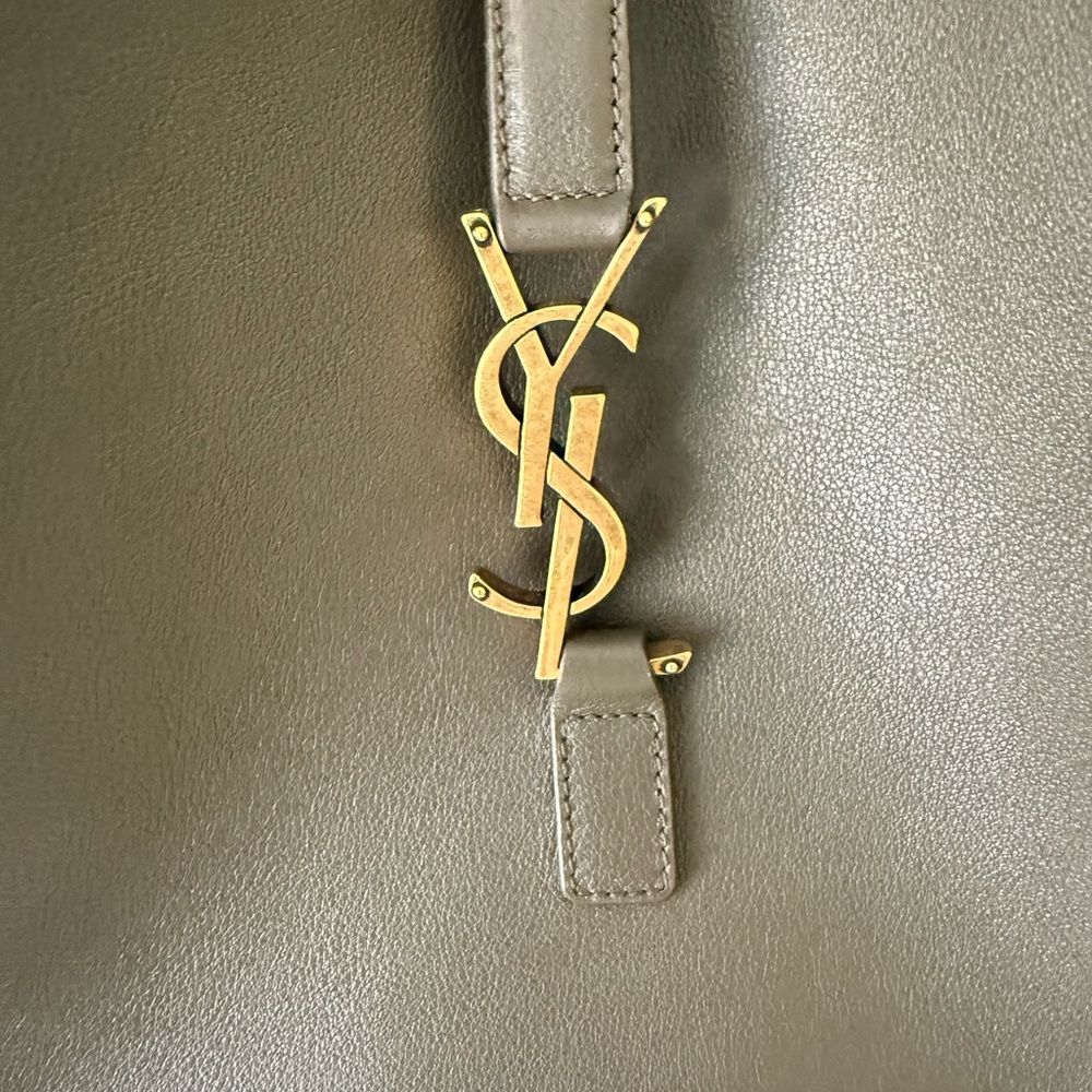 Saint Laurent Taupe Shoulder Bag with Gold Accent - Picture 4 of 11